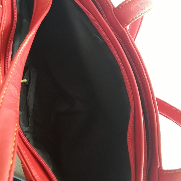 Red Ladies bag - Picture 3 of 16